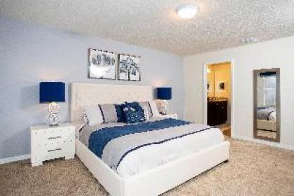 Luxury 5 Bedroom w/ Private Pool Close to Disney 8875 - image 6