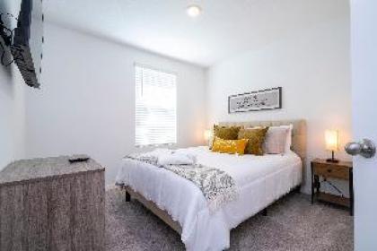 Marvelous 3 Bd Close to Disney @ Enclaves at Festival 827 Orlando