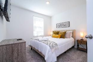 Marvelous 3 Bd Close to Disney @ Enclaves at Festival 827 - main image