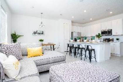 Marvelous 3 Bd Close to Disney @ Enclaves at Festival 827 - image 6
