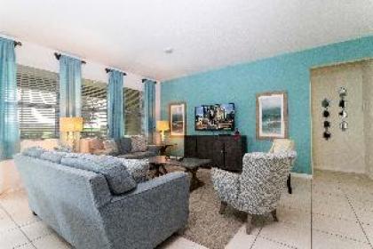 Marvelous 7 Bd w/ Pool Close to Disney @ Solterra 6086 - image 12