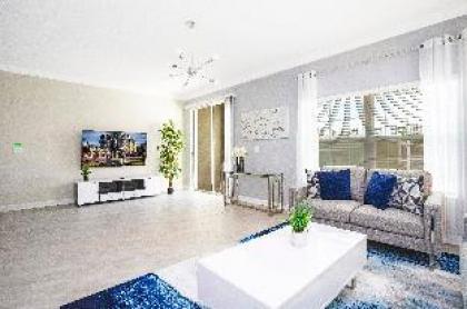 Spacious 5Bd Close to Disney @Champions Gate 1012 - image 20