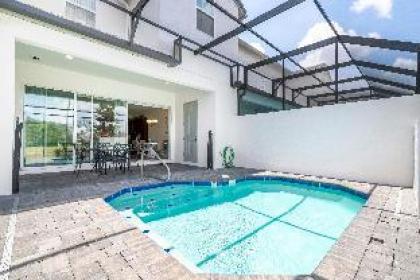 Splendid Four Bedroom Home w/ Pool @Festival 154 - image 18