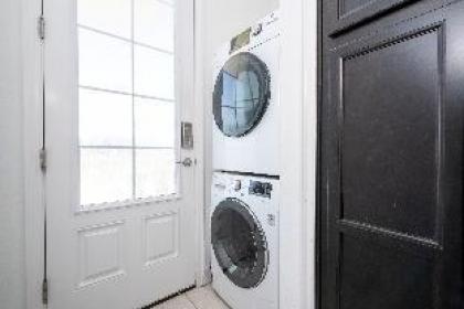 Splendid 4Bd Close to Disney @ Holly Village 132 - image 16