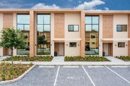 Stunning 4 Bd Close to Disney @ Magic Village Resort 7537 - image 14