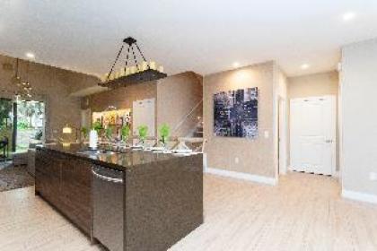 Stunning 4 Bd Close to Disney @ Magic Village Resort 7537 - image 16