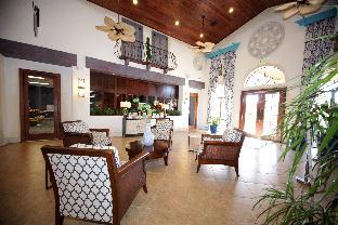 Stunning 4 Bedroom w/ Pool Close to Disney 8940 @Paradise Palms Resort - image 2