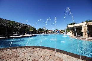 Stunning 4 Bedroom w/ Pool Close to Disney 8940 @Paradise Palms Resort - image 4