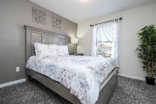 Stunning 5 Bd w/ Pool Close to Disney @ Windsor Westside 2015 - image 2