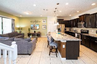 Stunning 5 Bd w/ Pool Close to Disney @ Windsor Westside 2015 - image 3