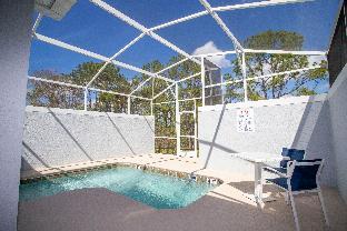 Stunning 5 Bd w/ Pool Close to Disney 8955 - image 2