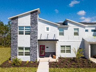 Stunning 5 Bd w/ Pool Close to Disney 8955 - image 3