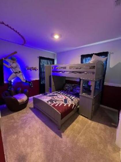 Stunning 5Bd w/ Pool Close to Disney @ Solterra 7829 - image 10