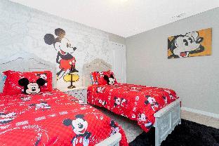 Stunning 6Bd w/ Pool Near Disney @ Solterra 7211 - image 6
