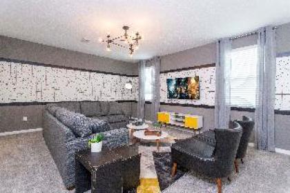 Wonderful 6 Bd w/ Game Room and Pool @ Solara Resort 8991 - image 3