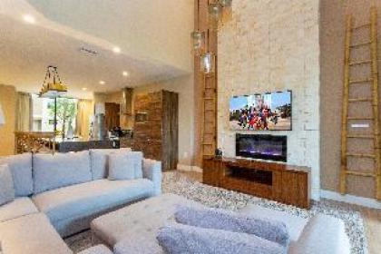 Wonderful 4 Bd Near Disney @MagicVillage 3092 - image 18
