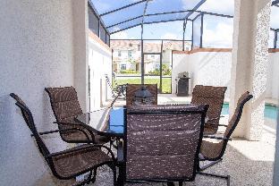 Stunning Four Bedroom w/ Screened Pool Close to Disney 1559 - image 6