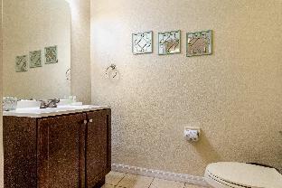 Vista: Beautiful 3 Bedroom TH in Gated Resort Comm - image 4