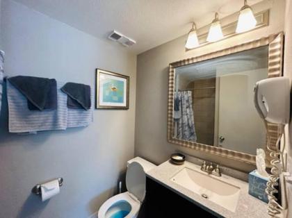 2BR Condo 1 mile from Universal - image 11