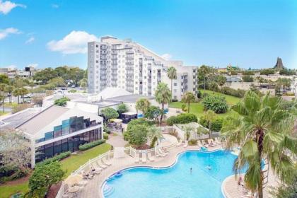 2BR Condo 1 mile from Universal - image 2
