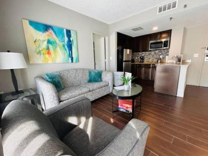 2BR Condo 1 mile from Universal - image 4