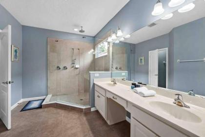 SUPER BIG- SLEEPs 30 w POOL & GAME ROOM - image 19