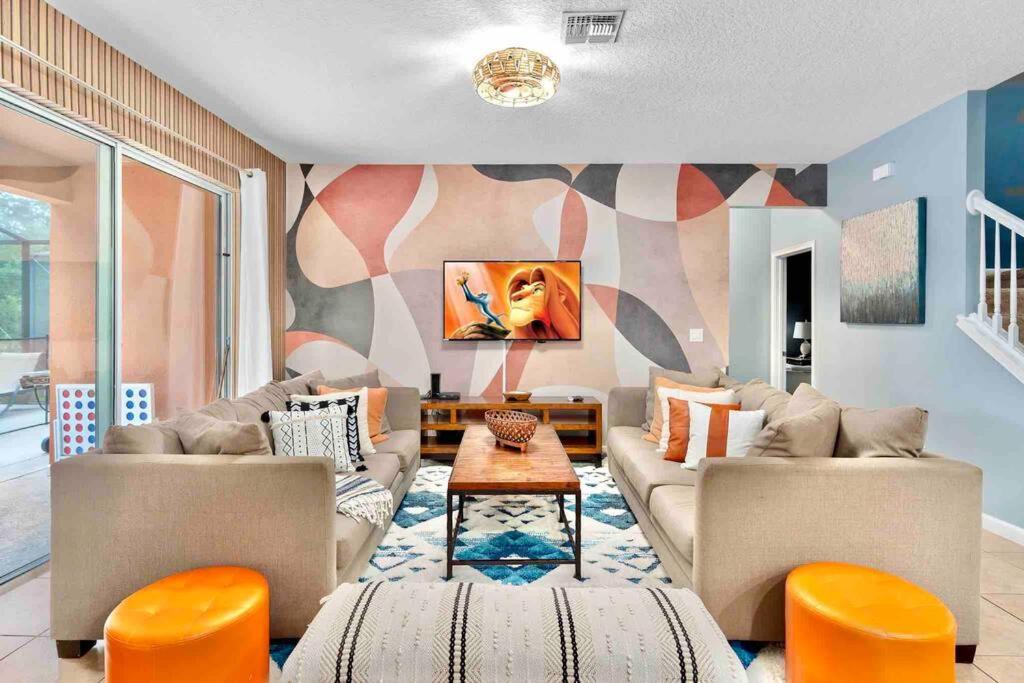 SUPER BIG- SLEEPs 30 w POOL & GAME ROOM - image 2