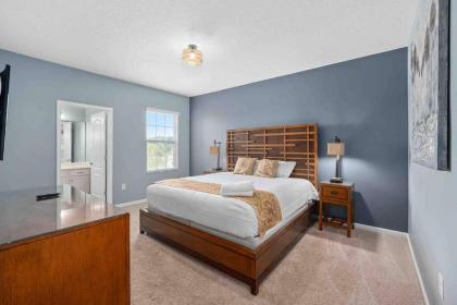 SUPER BIG- SLEEPs 30 w POOL & GAME ROOM - image 21