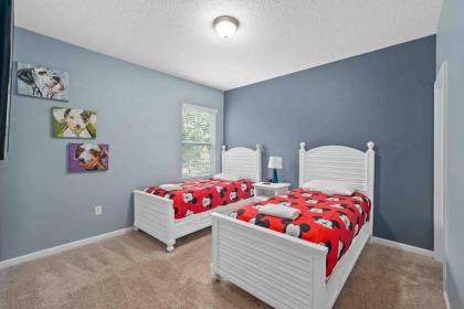 SUPER BIG- SLEEPs 30 w POOL & GAME ROOM - image 27