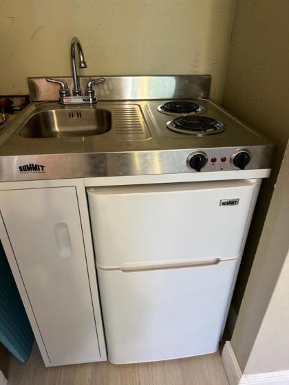 Charming Lakeview Retreat II only 5 Min Sea World - image 25