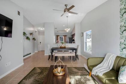 Cozy Orlando Stay With garden & Next to Disney Springs - image 24