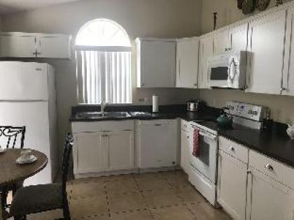 Kissimmee Vacation Homes by Shine FM - image 19
