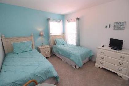 Spacious 5 bed on Solana resort - image 10