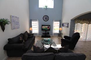 Spacious 5 bed on Solana resort - image 3