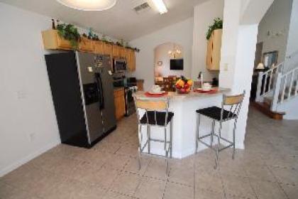 Spacious 5 bed on Solana resort - image 7