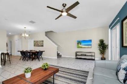 Orlando Townhome 6304 - image 14