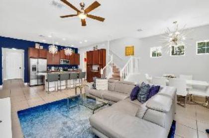 Orlando Townhome 6310 - image 3