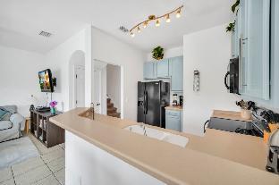 Orlando Townhome 6321 - main image