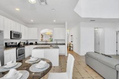 Orlando Villa 6325 - image 4