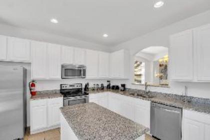 Orlando Villa 6325 - image 9