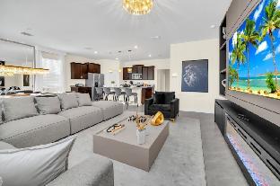 Orlando Villa 6351 - image 2