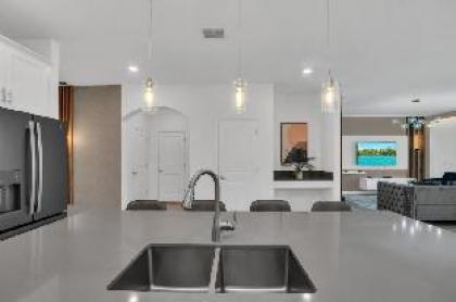 Orlando Villa 6352 - image 3
