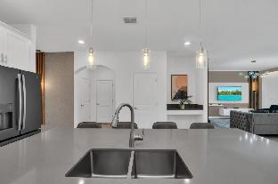 Orlando Villa 6352 - image 3