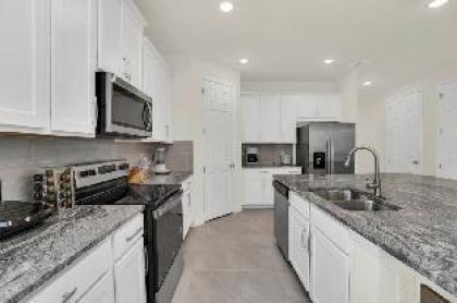 Orlando Villa 6354 - image 13
