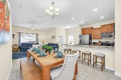 Orlando Villa 6337 - image 2
