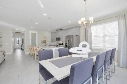 Orlando Villa 6360 - image 4