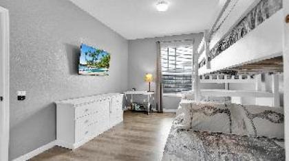 2301 butterfly palm way unit 301 - image 18