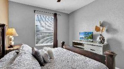2301 butterfly palm way unit 301 - image 5