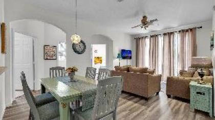 2302 butterfly palm way unit  203 - image 18