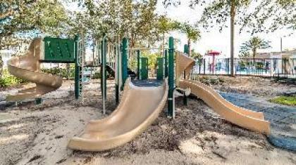 8107 coconut palm way unit 305 - image 13